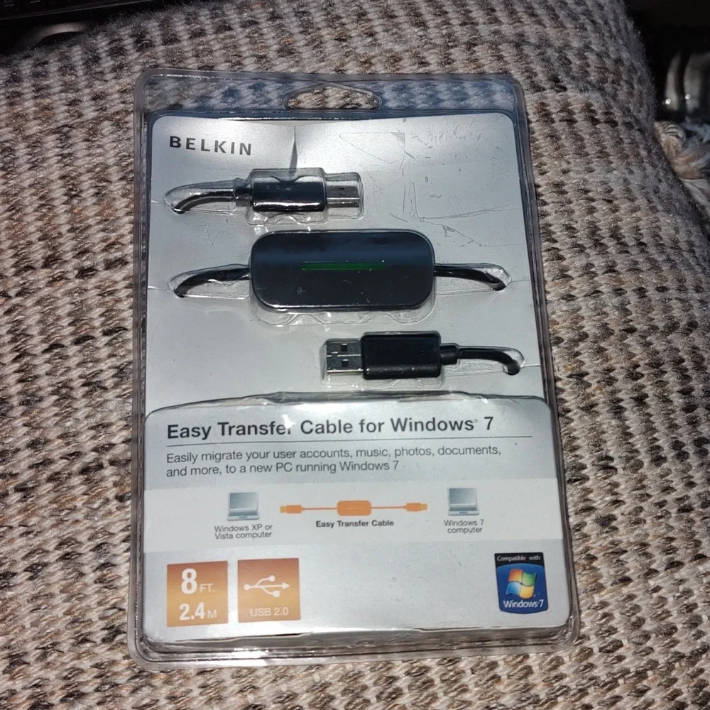 Belkin Easy Transfer Cable Windows 7 New Sealed Hard Plastic 8 ft 2.4 m USB 2.0